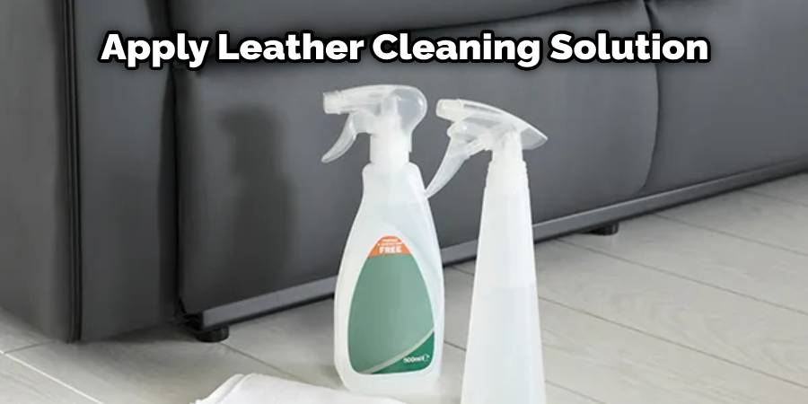 Apply the Right Leather Cleaning Solution