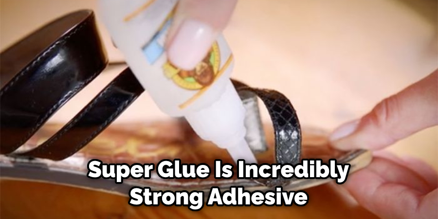 Super Glue Is Incredibly Strong Adhesive