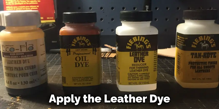 Apply the Leather Dye