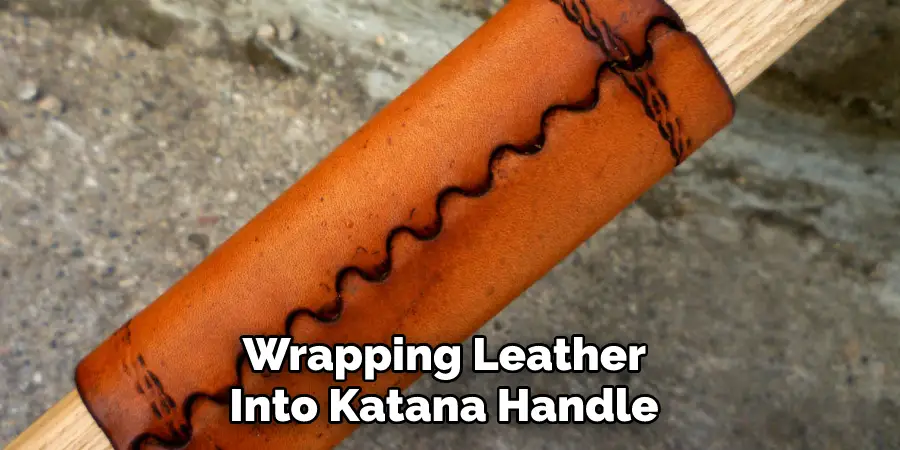 Wrapping Leather Into Katana Handle 