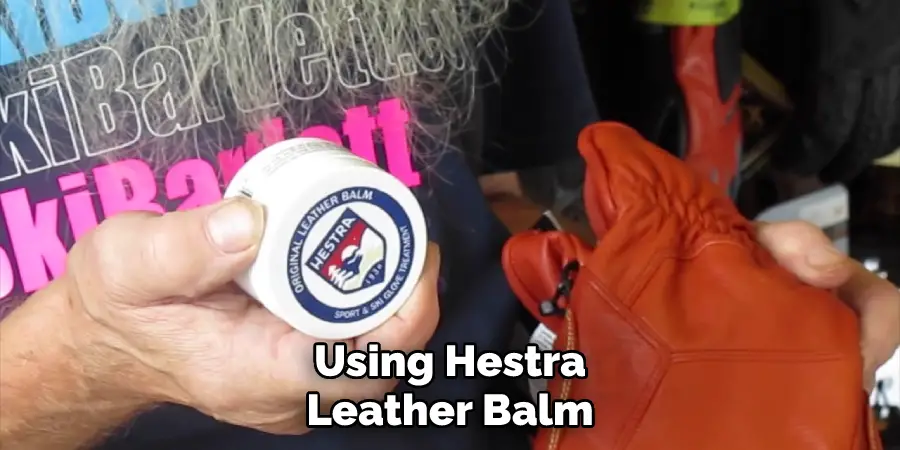 Using Hestra Leather Balm