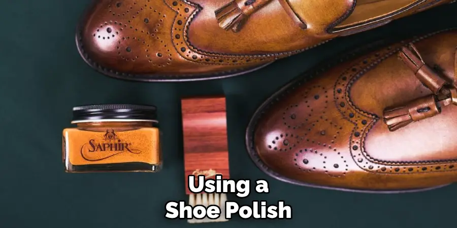 Using a Shoe Polish