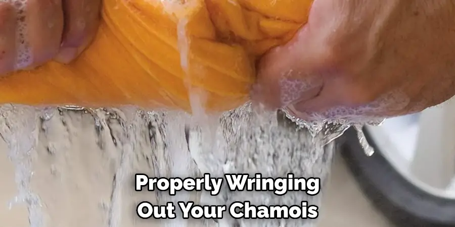 Properly Wringing Out Your Chamois