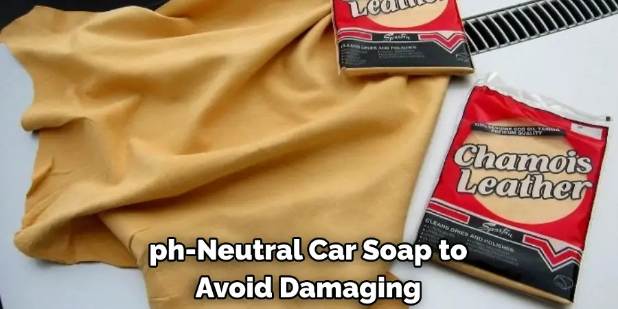 ph-neutral Car Soap to Avoid Damaging