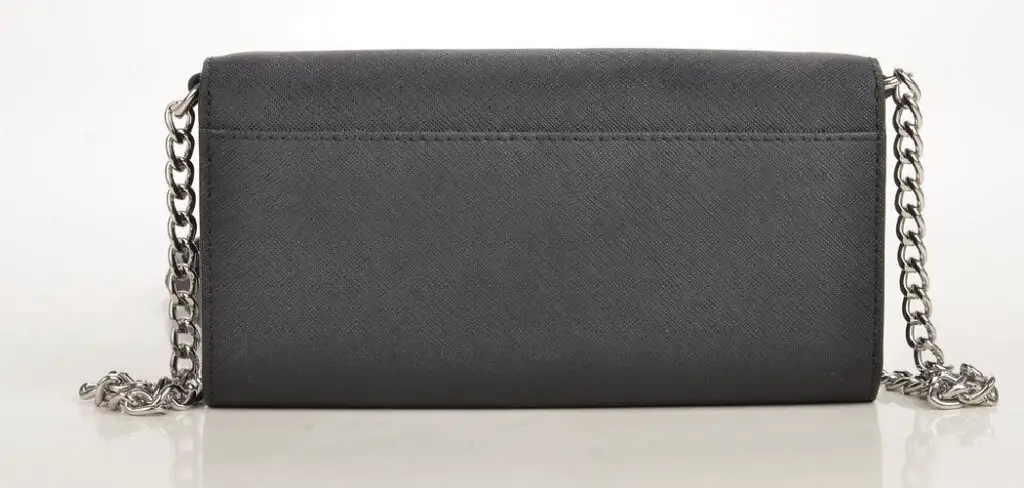 How to Clean Saffiano Leather