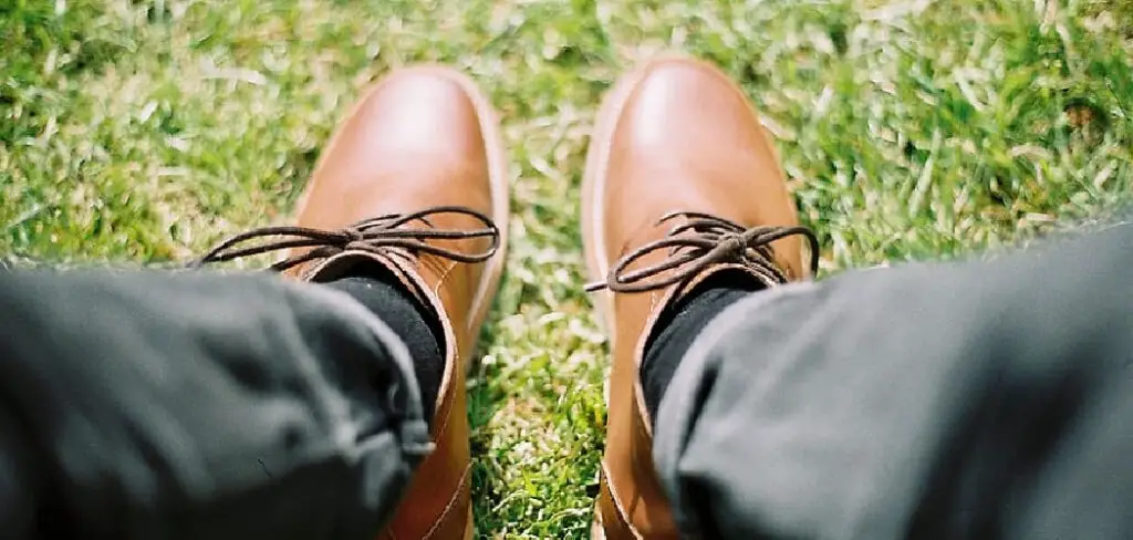 How to Stretch Leather Loafers
