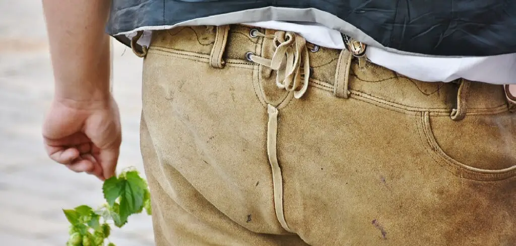 How to Style Faux Leather Pants