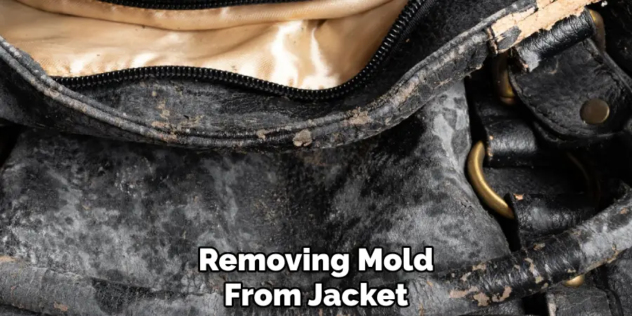 Removing Mold
From Jacket   