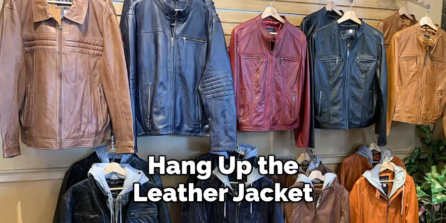 how-to-get-smoke-smell-out-of-leather-jacket-5-easy-steps