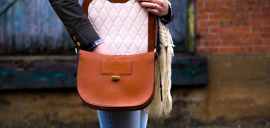 How to Protect Leather Handbags From Peeling