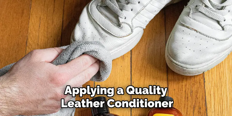 Applying a Quality Leather Conditioner