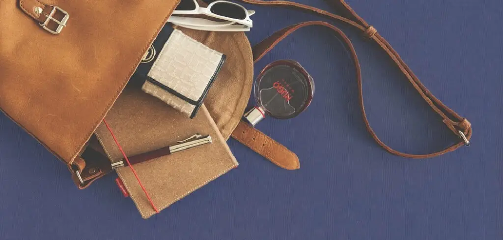 How to Protect Leather Purse