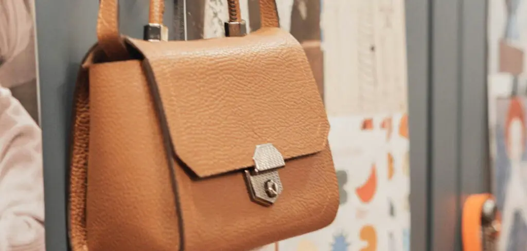 How to Clean Inside of Leather Purse